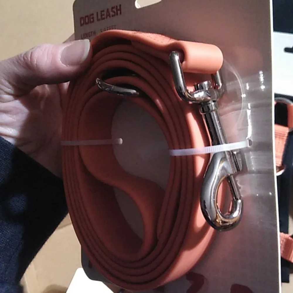 AREZO dog leash